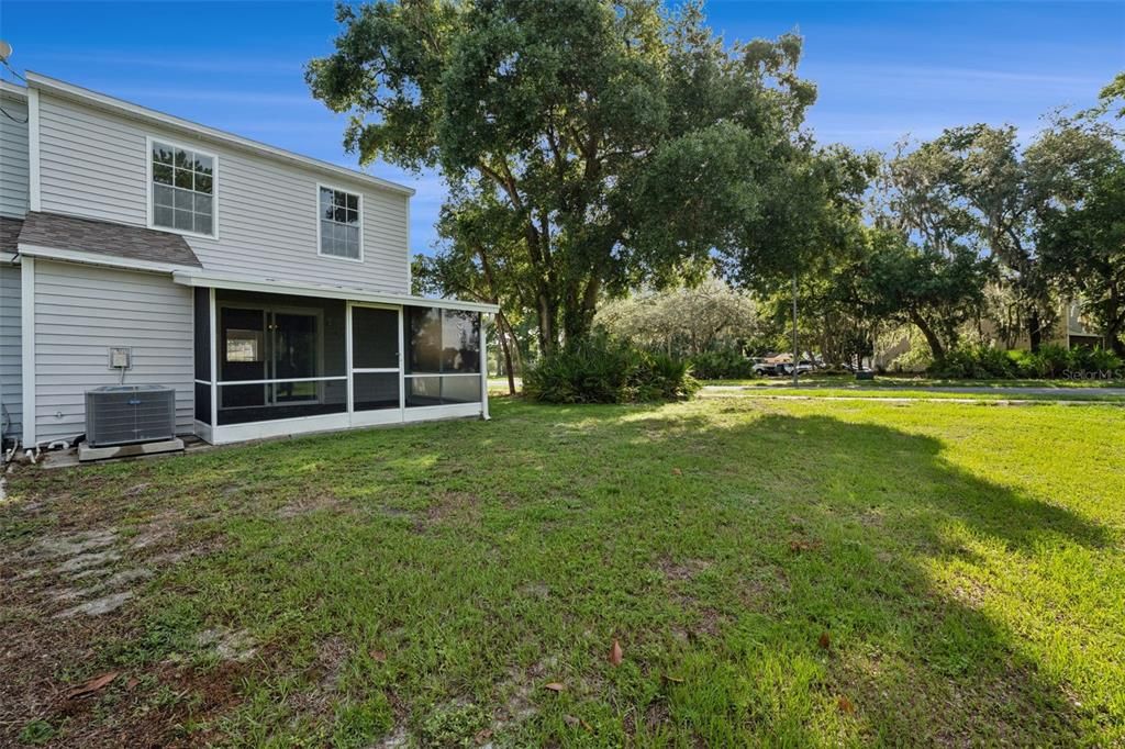 For Sale: $249,000 (2 beds, 1 baths, 1363 Square Feet)