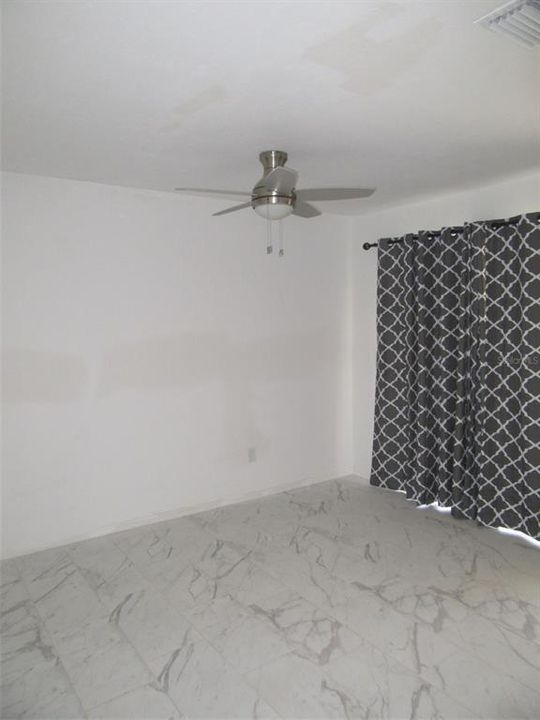 For Rent: $1,750 (3 beds, 2 baths, 1067 Square Feet)
