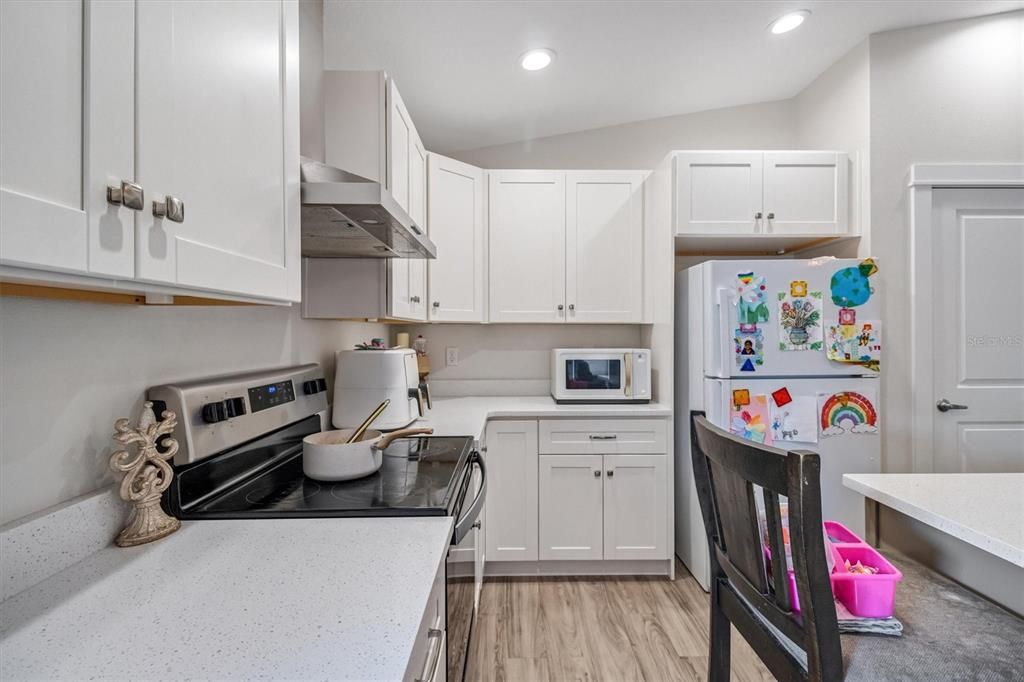 For Sale: $525,000 (6 beds, 0 baths, 2792 Square Feet)