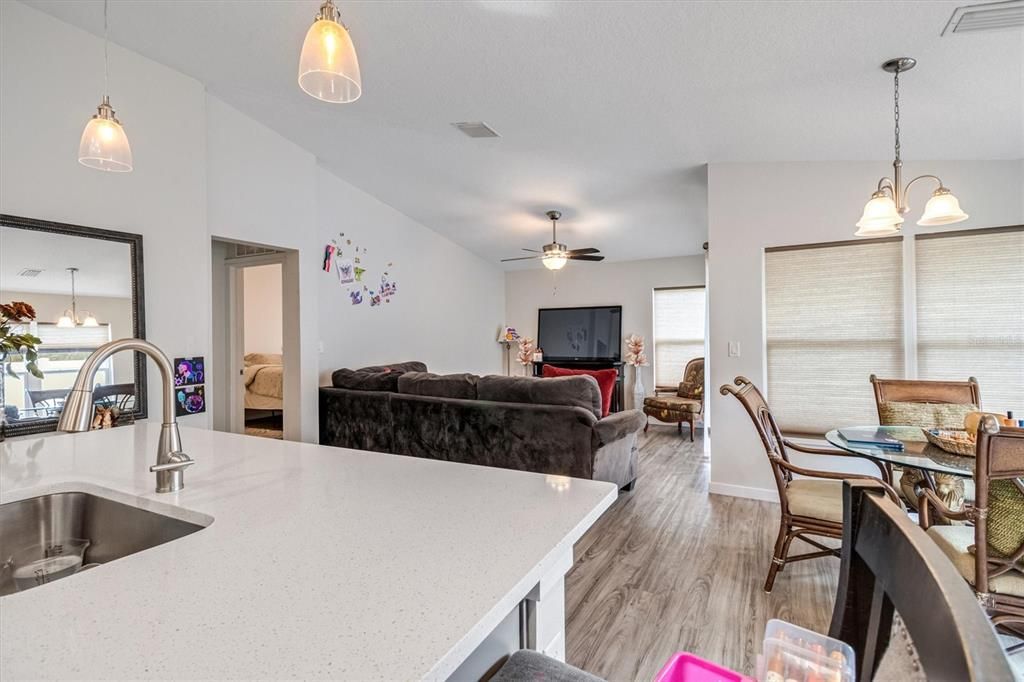 For Sale: $525,000 (6 beds, 0 baths, 2792 Square Feet)