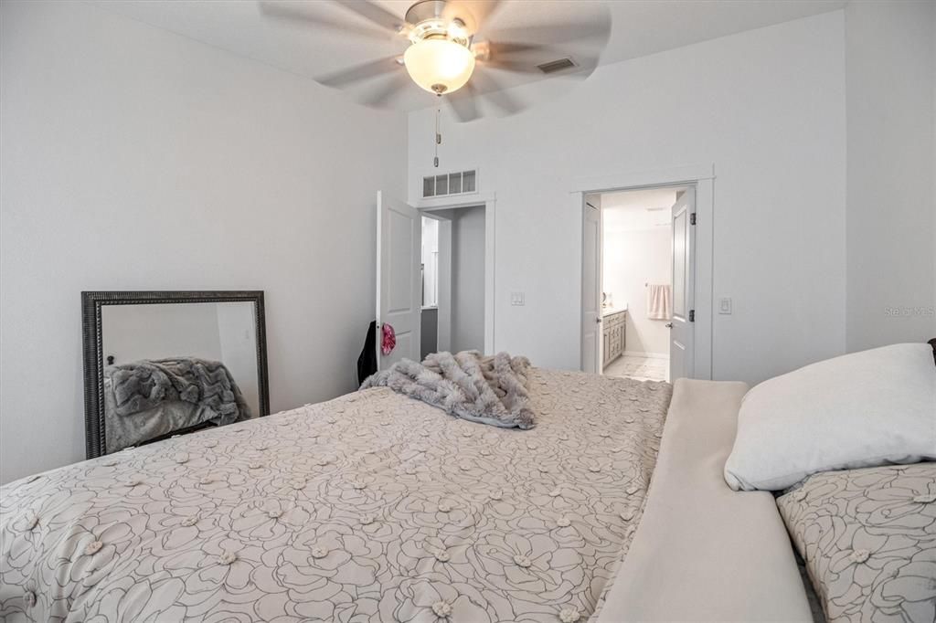 For Sale: $525,000 (6 beds, 0 baths, 2792 Square Feet)