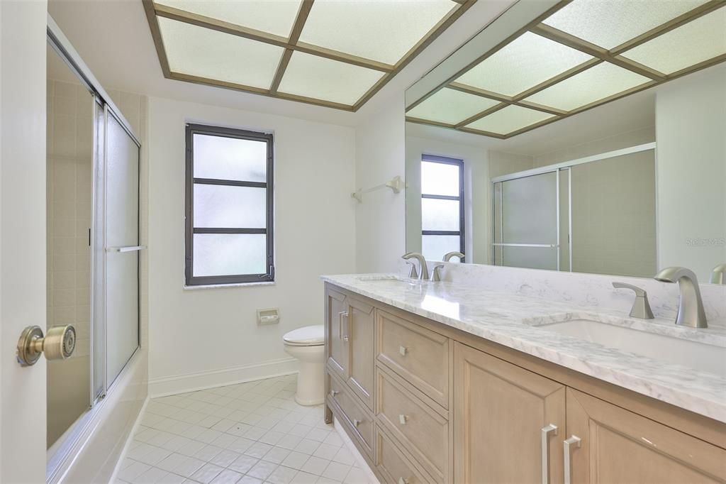 For Rent: $4,250 (3 beds, 2 baths, 2786 Square Feet)