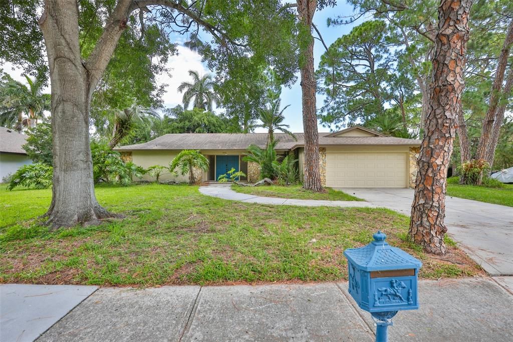 For Rent: $4,250 (3 beds, 2 baths, 2786 Square Feet)