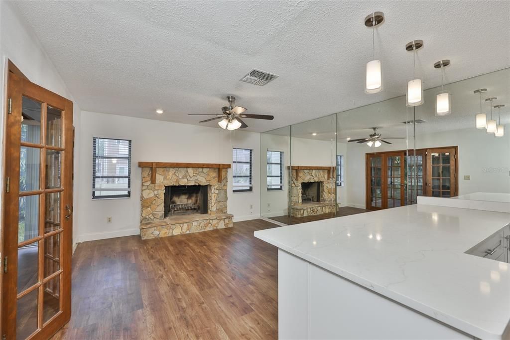For Rent: $4,250 (3 beds, 2 baths, 2786 Square Feet)