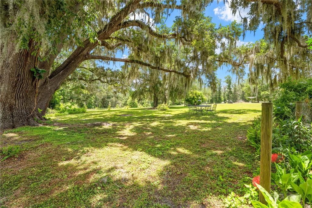 For Sale: $459,000 (2 beds, 2 baths, 1728 Square Feet)