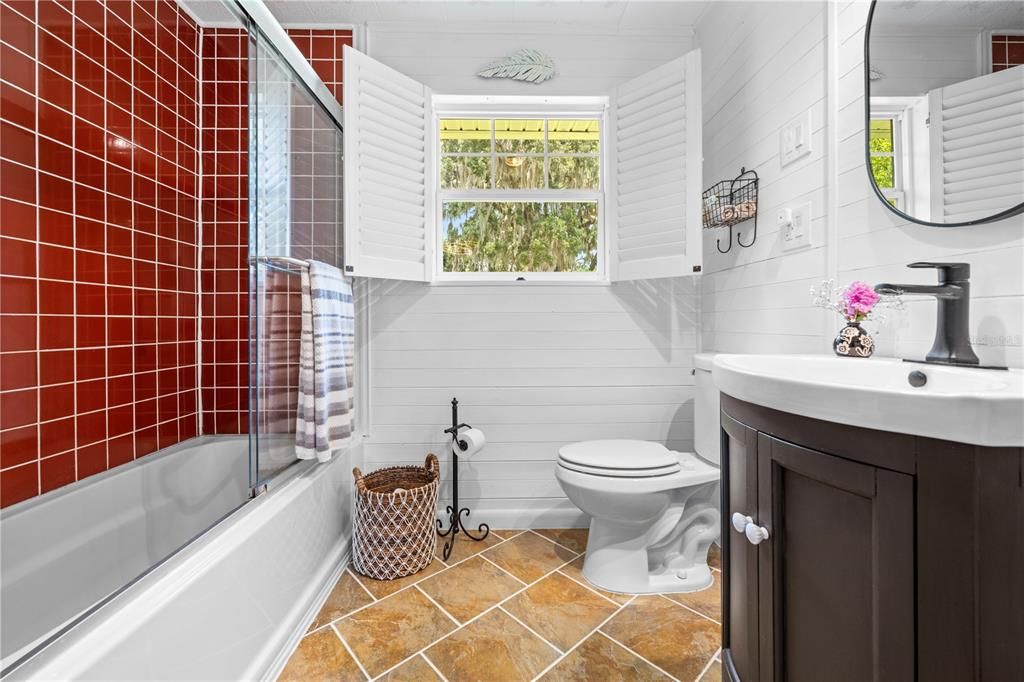 For Sale: $459,000 (2 beds, 2 baths, 1728 Square Feet)