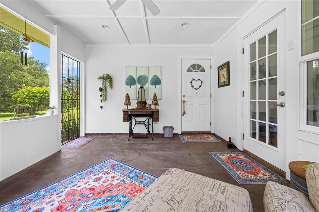 For Sale: $459,000 (2 beds, 2 baths, 1728 Square Feet)