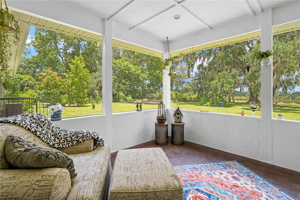 For Sale: $459,000 (2 beds, 2 baths, 1728 Square Feet)