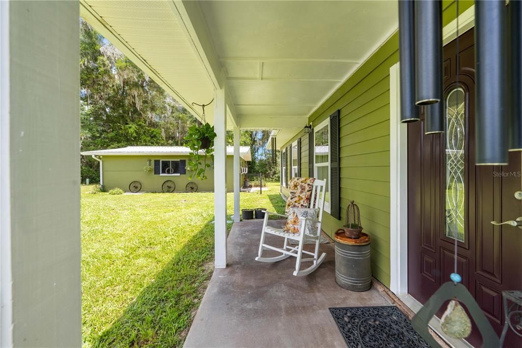 For Sale: $459,000 (2 beds, 2 baths, 1728 Square Feet)