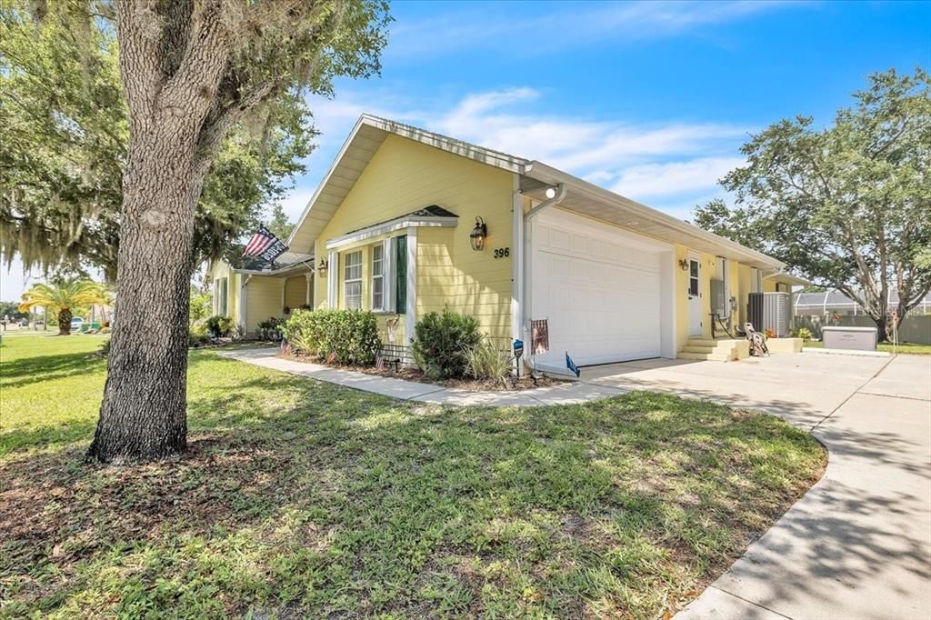 For Sale: $475,000 (4 beds, 2 baths, 2396 Square Feet)
