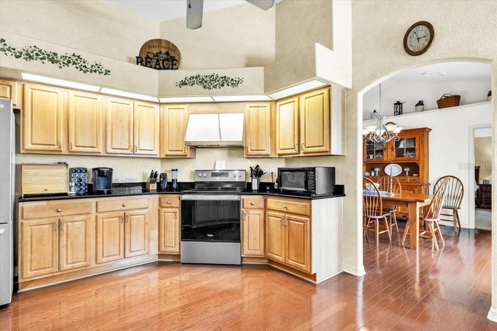 For Sale: $475,000 (4 beds, 2 baths, 2396 Square Feet)