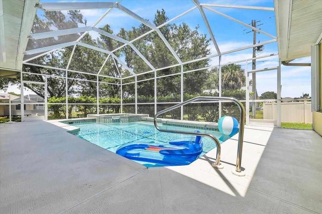 For Sale: $475,000 (4 beds, 2 baths, 2396 Square Feet)
