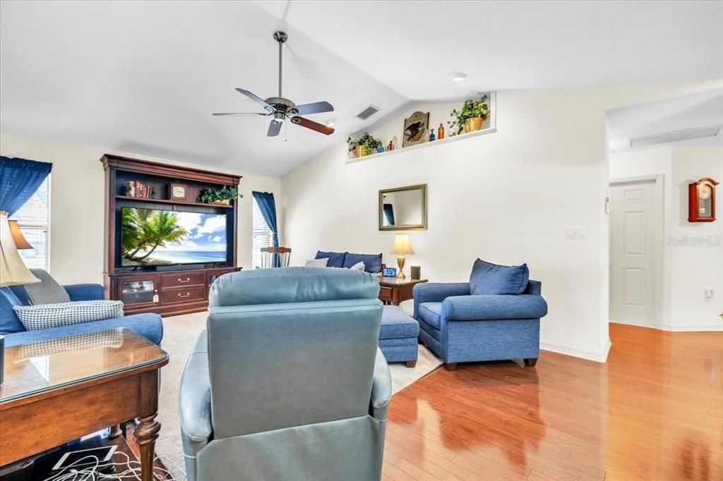 For Sale: $475,000 (4 beds, 2 baths, 2396 Square Feet)
