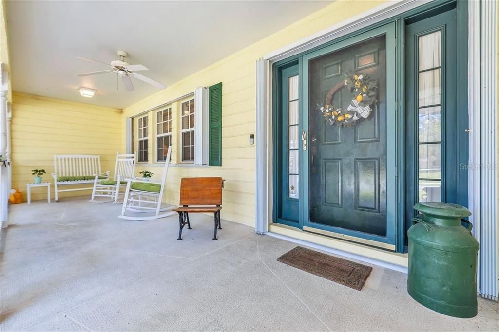 For Sale: $475,000 (4 beds, 2 baths, 2396 Square Feet)