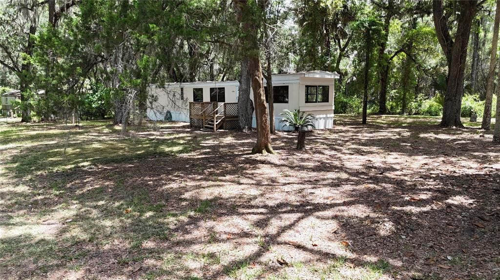 For Sale: $60,000 (3 beds, 1 baths, 672 Square Feet)