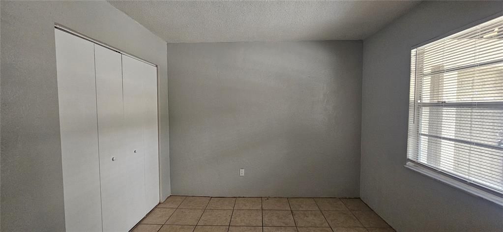 En Renta: $950 (2 camas, 1 baños, 800 Pies cuadrados)