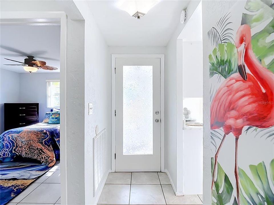 For Sale: $119,000 (2 beds, 2 baths, 888 Square Feet)