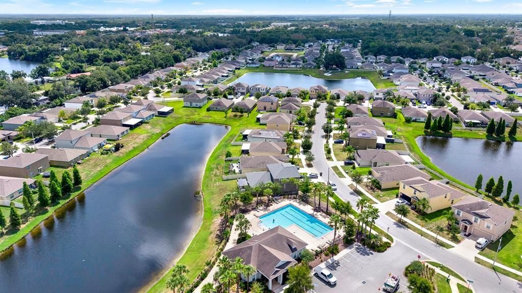 For Sale: $384,900 (4 beds, 2 baths, 2612 Square Feet)