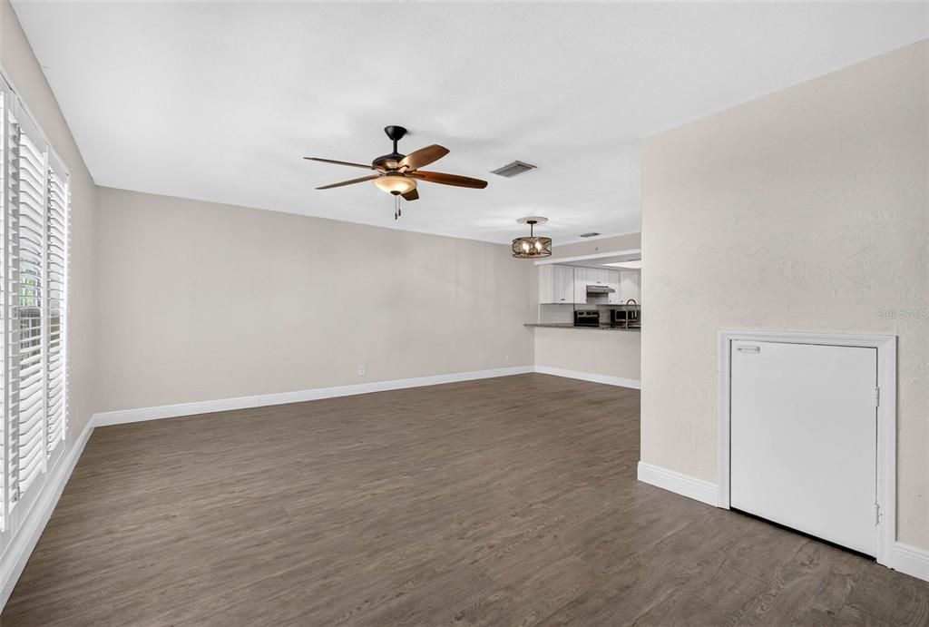 For Rent: $2,795 (2 beds, 2 baths, 1360 Square Feet)