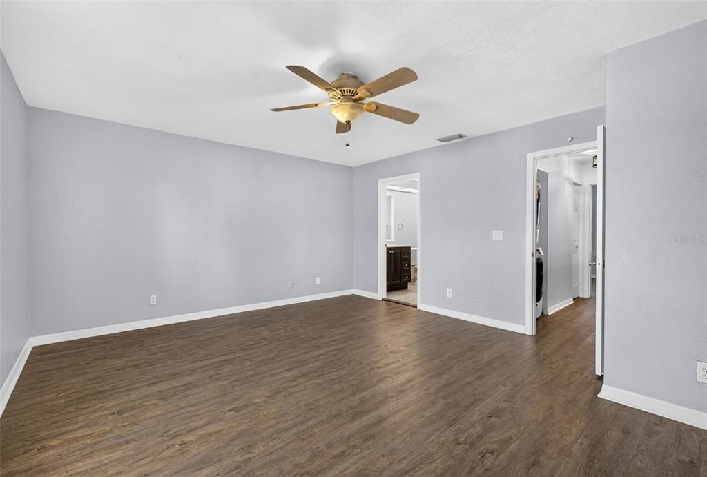 For Rent: $2,795 (2 beds, 2 baths, 1360 Square Feet)