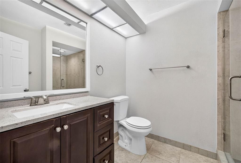 For Rent: $2,795 (2 beds, 2 baths, 1360 Square Feet)