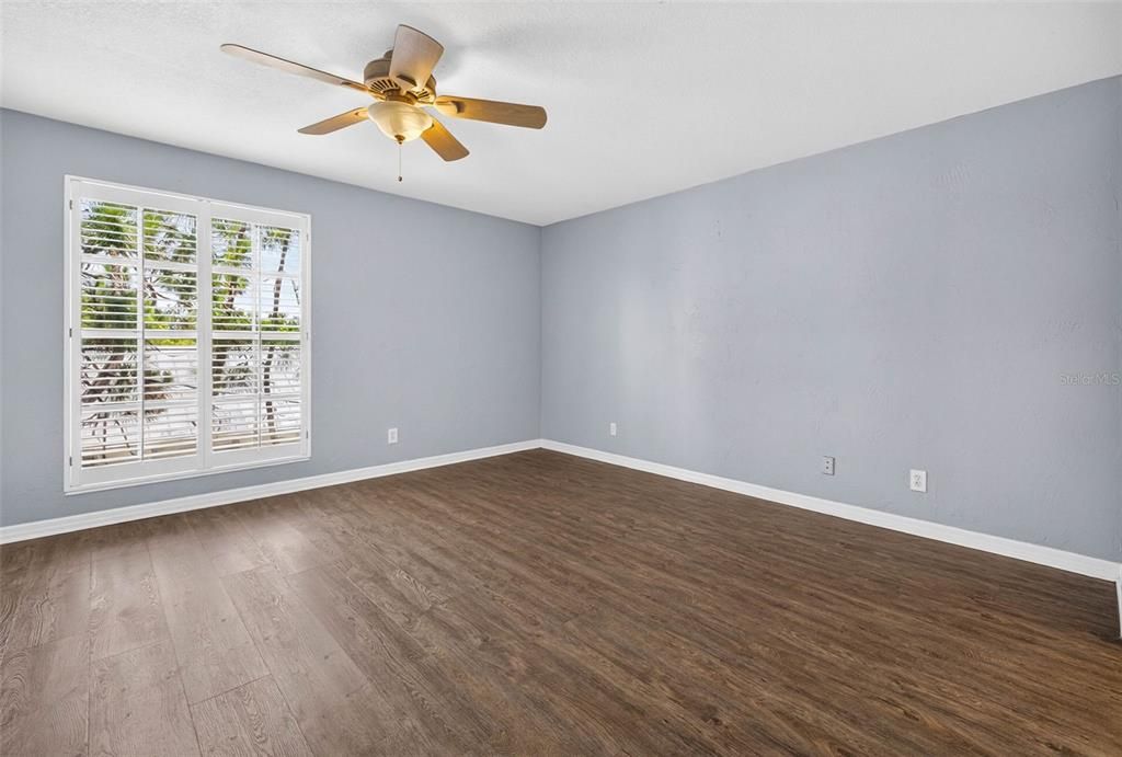 For Rent: $2,795 (2 beds, 2 baths, 1360 Square Feet)