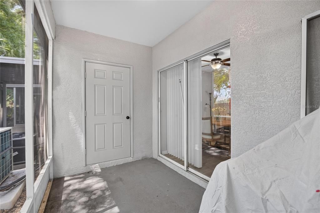 For Sale: $200,000 (2 beds, 2 baths, 1360 Square Feet)