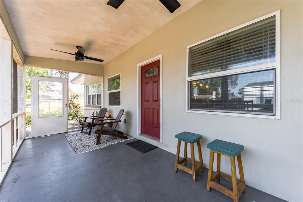 For Rent: $2,600 (3 beds, 2 baths, 1400 Square Feet)