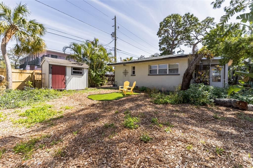 For Rent: $2,600 (3 beds, 2 baths, 1400 Square Feet)