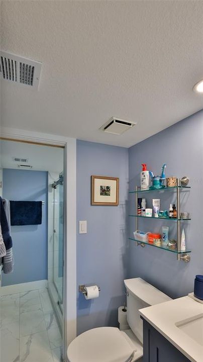 En Venta: $450,000 (2 camas, 1 baños, 1000 Pies cuadrados)