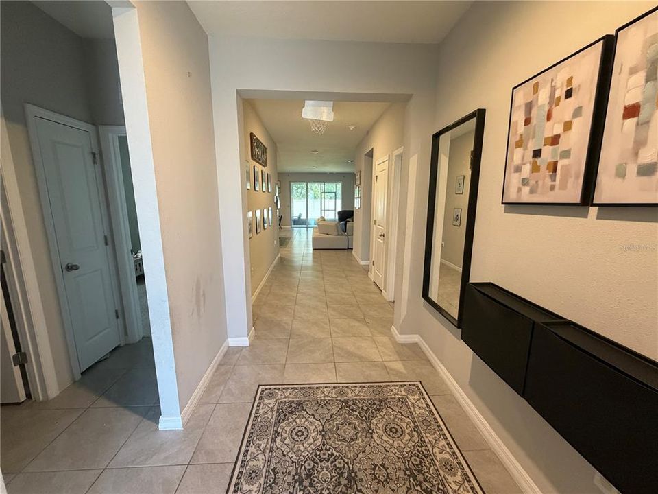For Rent: $2,695 (4 beds, 2 baths, 2035 Square Feet)