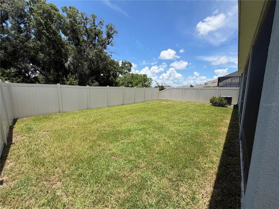 For Rent: $2,695 (4 beds, 2 baths, 2035 Square Feet)