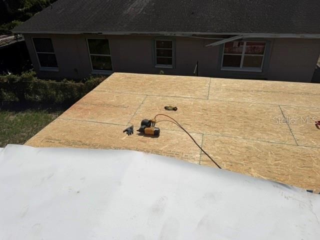 For Sale: $229,900 (3 beds, 1 baths, 1060 Square Feet)