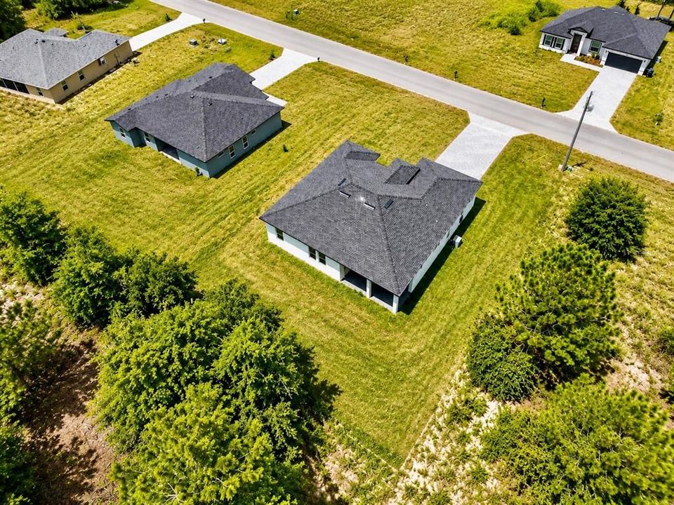 For Sale: $335,000 (4 beds, 3 baths, 1896 Square Feet)