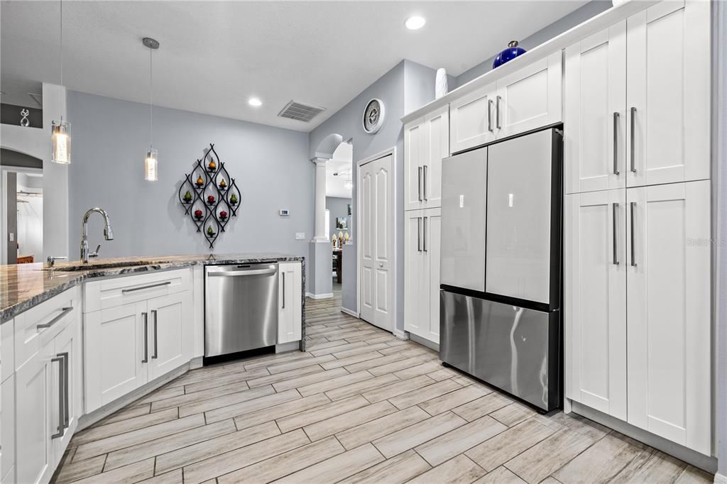 For Sale: $479,000 (4 beds, 2 baths, 2079 Square Feet)