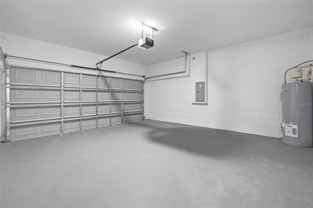 На продажу: $264,900 (4 спален, 2 ванн, 1773 Квадратных фут)