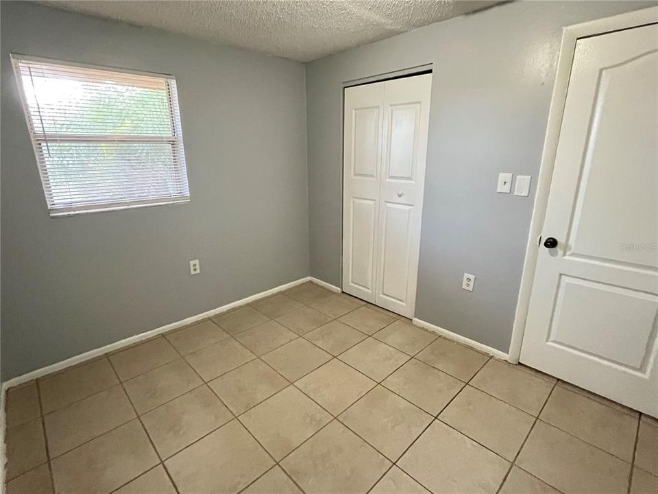 For Rent: $1,599 (3 beds, 1 baths, 1150 Square Feet)