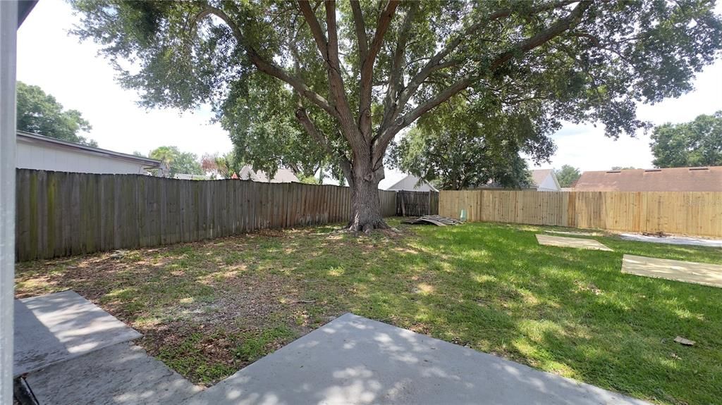 For Rent: $2,250 (2 beds, 2 baths, 1045 Square Feet)