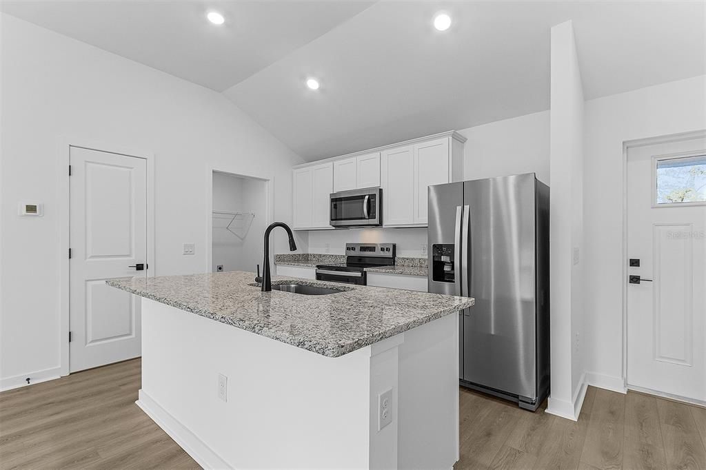For Sale: $304,900 (3 beds, 2 baths, 1143 Square Feet)