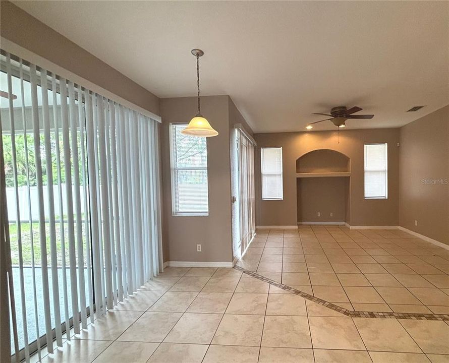 For Rent: $1,995 (3 beds, 2 baths, 1758 Square Feet)