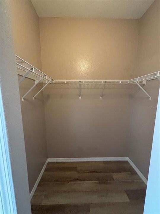 For Rent: $1,995 (3 beds, 2 baths, 1758 Square Feet)