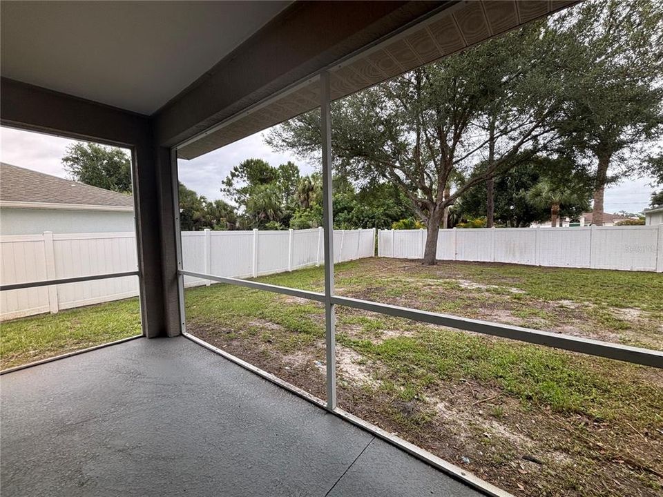 For Rent: $1,995 (3 beds, 2 baths, 1758 Square Feet)