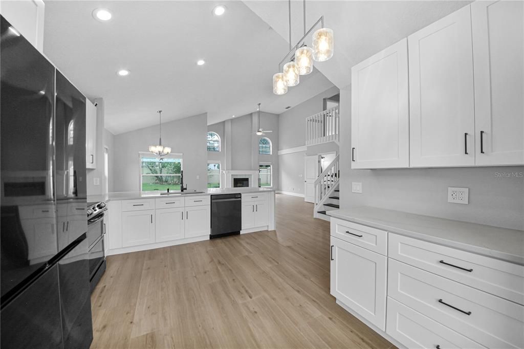For Sale: $459,000 (4 beds, 2 baths, 1780 Square Feet)