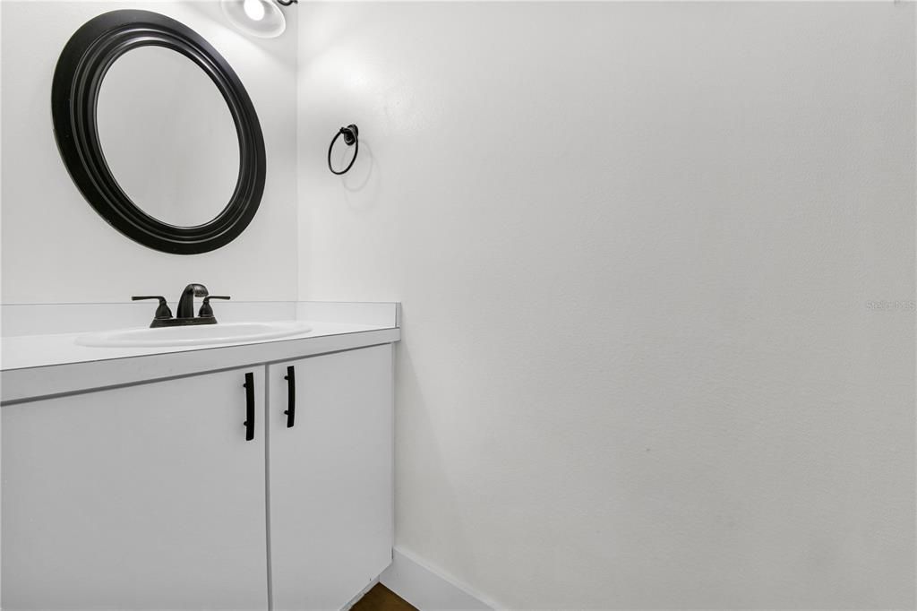 For Sale: $459,000 (4 beds, 2 baths, 1780 Square Feet)