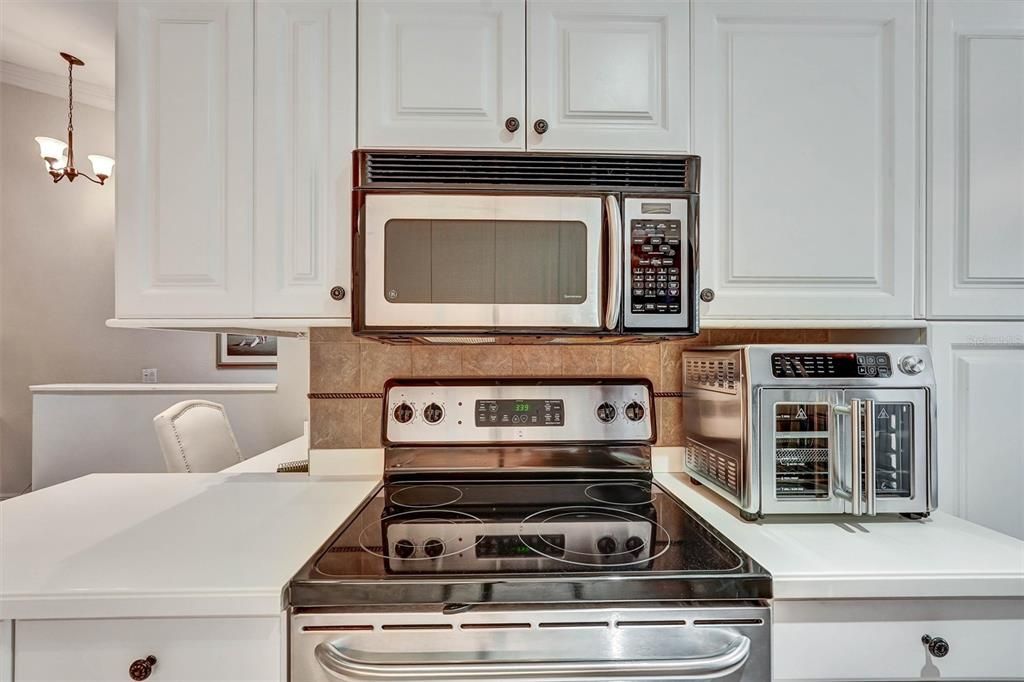 For Sale: $234,900 (2 beds, 2 baths, 1346 Square Feet)