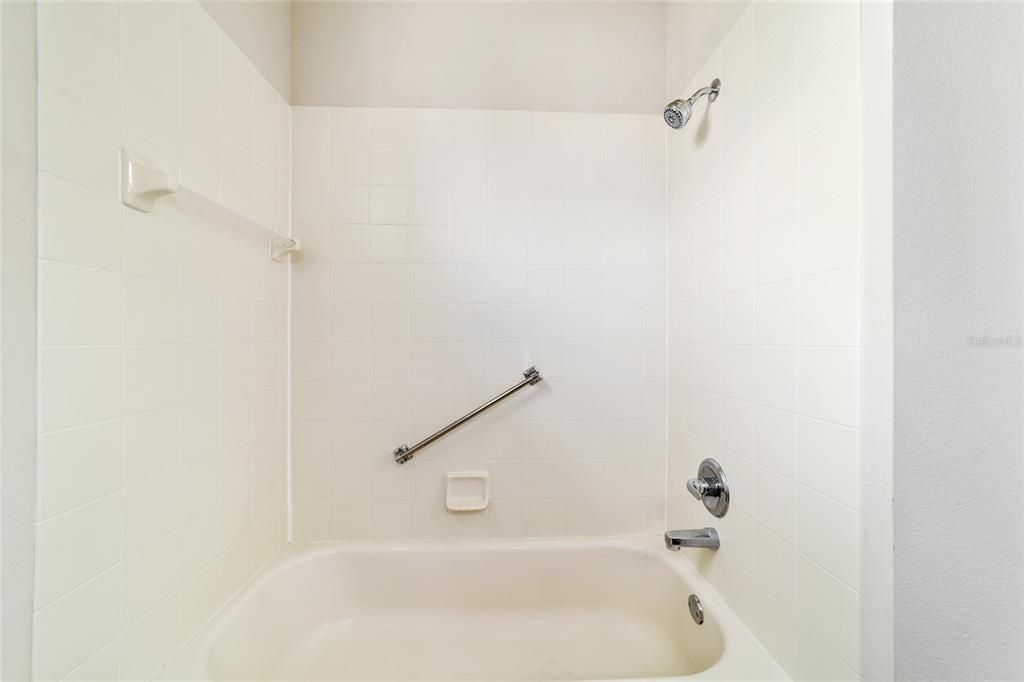 For Sale: $309,000 (3 beds, 2 baths, 1705 Square Feet)