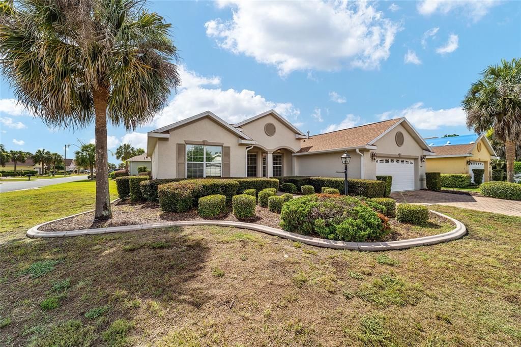 For Sale: $309,000 (3 beds, 2 baths, 1705 Square Feet)