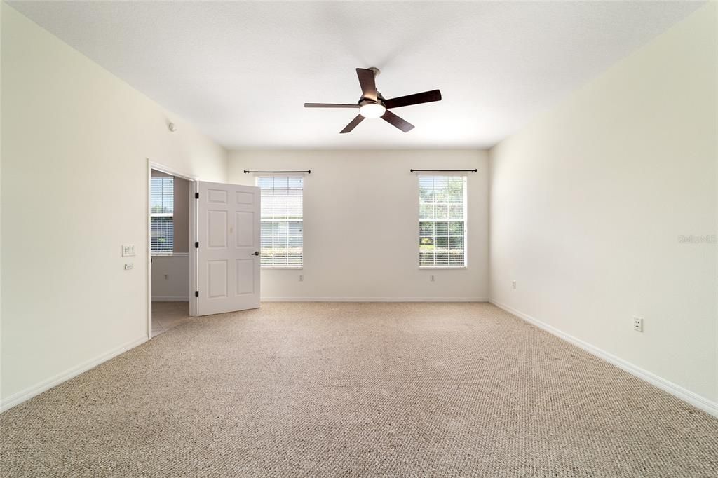 For Sale: $309,000 (3 beds, 2 baths, 1705 Square Feet)