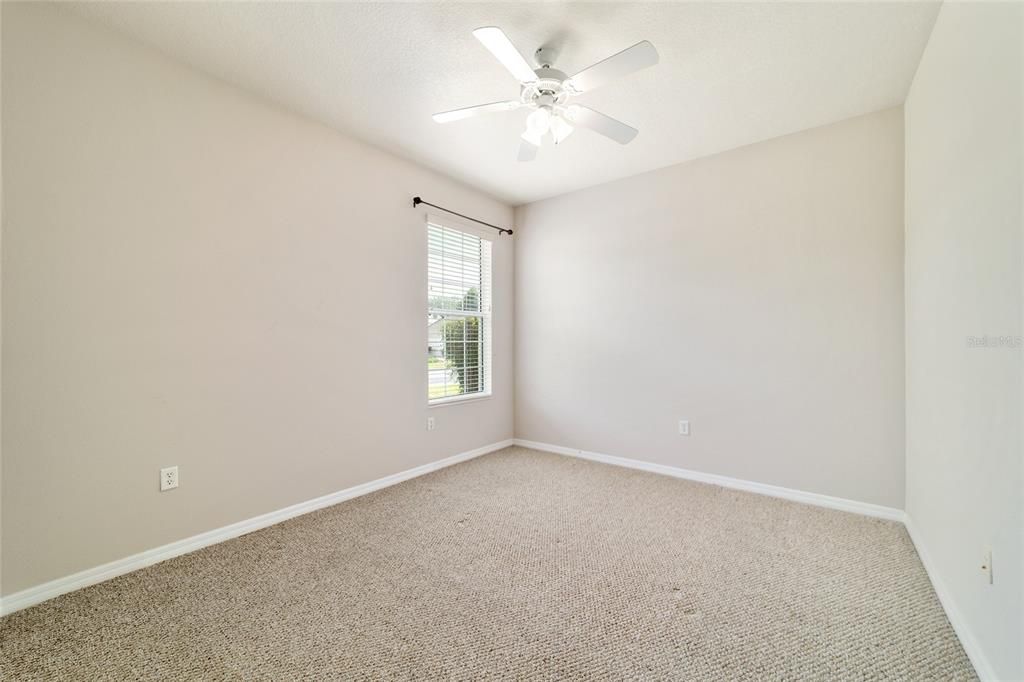For Sale: $309,000 (3 beds, 2 baths, 1705 Square Feet)