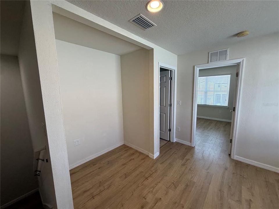 For Sale: $309,900 (3 beds, 2 baths, 1880 Square Feet)